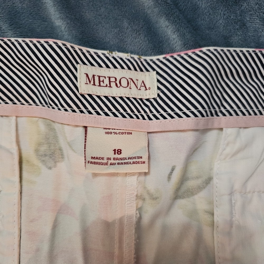 Merona Bermudas Floral Women's Shorts - Pink, Green, Blue Womens Size 18 - Picture 4 of 11